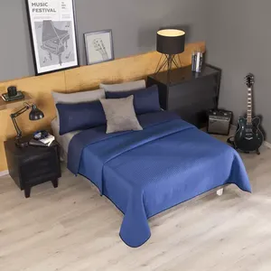 Edredón Ultraligero Tamaño King con Relleno de Poliéster para Todas las Estaciones, Uso Doméstico, Estilo Moderno - Product Image 3