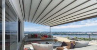 Pergola rétractable pour piscine au design unique, toit d'auvent à commande électrique, structure en aluminium, balcon, jardin extérieur, auvent anti-pluie