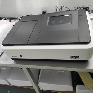Spectrophotomètre à double faisceau de haute qualité fabriqué en Chine, plage de longueur d'onde UV 190-1100 nm - Product Image 2