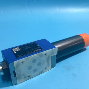 R900431509 ZDR10DB2-5X/75YM Réducteur empilé à action directe - Product Image 1