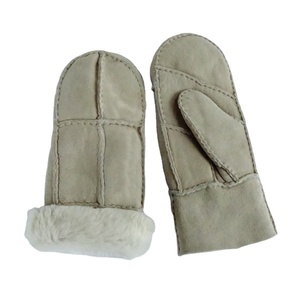 Vente en gros Grande remise Mitaines pour <span class=keywords><strong>femme</strong></span> Gants en fourrure d'agneau Gants en peau de mouton doublés à la main Gants en peau de mouton pour femmes - Product Image 1
