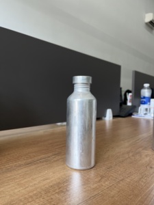 ขวดโลหะอลูมิเนียมแท้แบบ99.7% พร้อมคอแบบเกลียวภายในแบบเปิดด้านบนดีไซน์ตรงจากผู้ผลิตในเวียดนาม - Product Image 5