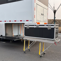Camion utilitaire de transport mobile en aluminium avec benne de rangement et stabilisateurs, moteur diesel