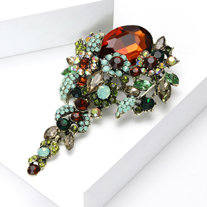 Broche largo de borla de moda para mujer con diamantes de imitación broche de cristal grande exagerado para mujer joyería de ropa de flores - Product Image 5