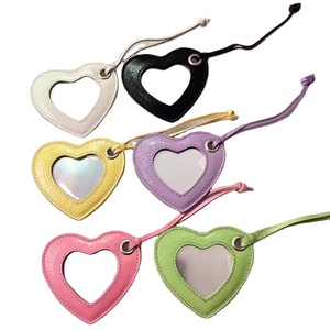 High Quality Cute Hand Mirror Custom Logo Pocket Heart Shaped Mini Make up Hand Mirror Keychains Small Portable Mirror for Girl