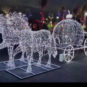 Decoración navideña impermeable para exteriores con luz LED de caballo con carroza. - Product Image 3