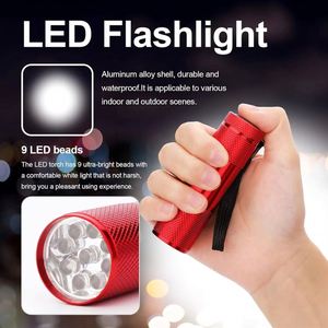 Linterna LED Morada con Logotipo Personalizado, Mini 9, de Bolsillo, UV, con Cuerda para Colgar - Product Image 4