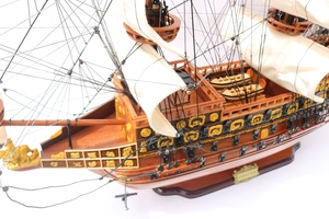 เรือรบโบราณ GIA NHIEN SOVEREIGN SEAS ทำจากไม้ขัดเงา งานแฮนด์เมด พร้อมฐานตั้งโชว์ สำหรับตกแต่งบ้านและสำนักงาน - Product Image 2