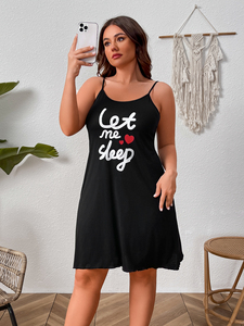 Vêtements de nuit pour femmes grande taille chemise de nuit à bretelles spaghetti noires avec motif coeur texte imprimé pyjamas en polyester pour la nuit d'été - Product Image 2
