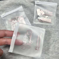 Petit mini sac à bijoux en pvc noir givré zip sac d'emballage pour bijoux