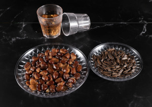 High Quality Luxury Clear <strong>PP</strong> Plastic Plate Stand Eco-Friendly Hotel Dessert Fruit <strong>Serving</strong> <strong>Tray</strong> Design Non-Toxic American Style - Product Image 6