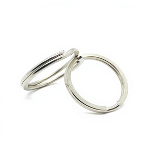 Yiwang พวงกุญแจโลหะสีเงินแบบกลมแบนสำหรับพวงกุญแจ - Product Image 1