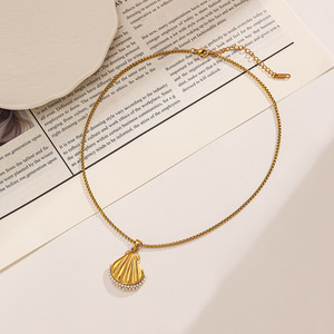 สร้อยคอจี้เปลือกหอยสแตนเลสพร้อมไข่มุกเทียมชุบทอง 18k สำหรับผู้หญิงแฟชั่นเครื่องประดับของขวัญ - Product Image 3