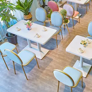 El moderno restaurante cafe muebles de mesa de comedor y silla