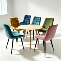 Chaise de salle à manger rembourrée en velours, dossier matelassé en losanges, pieds en métal, chaise d'appoint moderne pour ensemble de salle à manger, hôtel, projet commercial