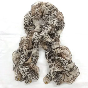 Bufandas y Chales para Mujer, Último Diseño, Color Personalizado, Pintados a Mano, Transpirables, Ligeros, de Poliéster, Accesorio de Moda para Todas las Temporadas - Product Image 3