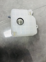 Vente en gros du nouveau réservoir SSANGYONG ACTYON KYRON REXTON KORANDO C MUSSO RODIUS TIVOLI Assy-Reservoir 2161034043 2161035001 2161032222