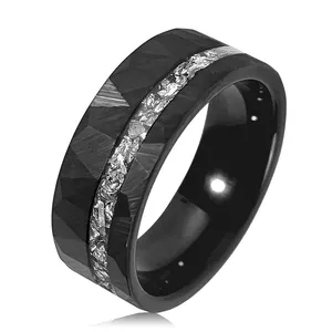 批发8毫米陨石芯片镶嵌锤钨戒指男女时尚结婚戒指舒适贴合