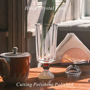 Vase à fleurs en cristal K9 de style nordique moderne et luxueux, artisanat en cristal taillé à la main pour les occasions de mariage - Product Image 4