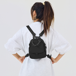 Bolso Bandolera de Nailon Impermeable con Logotipo Personalizado, Cierre de Cremallera, Portátil, Ligero y Duradero para Mujer - Product Image 3