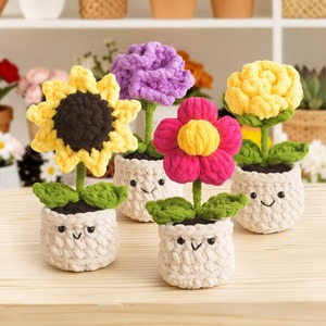 Nuevo producto personalizado: Flor tejida a mano con hilo de barra de hielo, girasol en maceta, decoración de mesa, flor de punto - Product Image 1