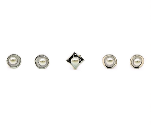Eleganti Orecchini a Perno in Stile Francese con Perle, Design Geometrico in Argento, Montatura a Castone, Perle d'Acqua Dolce, Gioielli Raffinati da Donna per Uso Quotidiano - Product Image 1