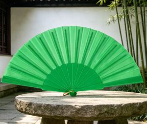 พัดพลาสติกสีพื้นแบบแบน พับได้ ใช้สำหรับเต้นรำ - Product Image 6