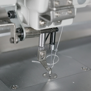 Machine à coudre industrielle programmable automatique 3525K pour les couvertures de carnets - Product Image 2