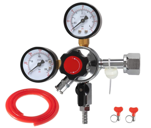 Uweld Hot Sales CGA320 Duplo calibre <span class=keywords><strong>CO2</strong></span> Cerveja regulador com Válvula De Alívio Casa Barril De Cerveja - Product Image 1