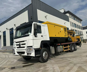 Plateforme de forage de puits montée sur camion, système hydraulique jaune avec panneau de commande et flèche de forage - Product Image 3