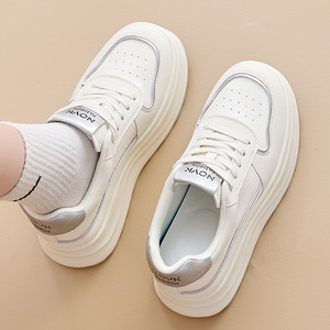 Zapatos de <span class=keywords><strong>mujer</strong></span> nuevos de primavera 2026, stock de Wenzhou, con suela gruesa, aumento de altura, puntera blanca, cordones delanteros, estilo chunky. - Product Image 2