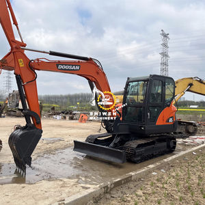 Mini-excavatrice sur chenilles Doosan DX60 d'occasion 2022, faible nombre d'heures, moteur et pompe d'origine, pour travaux miniers - Product Image 5