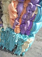 Déchets de mousse PU pour recoller des déchets de mousse bon marché Mousse déchiquetée de densité différente pour le remplissage de matelas/coussin/canapé