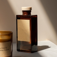 Diffuseur de parfum en verre ambré carré de luxe avec bouchon en liège et impression sérigraphique, capacité de 100 ml, pour l'aromathérapie à domicile