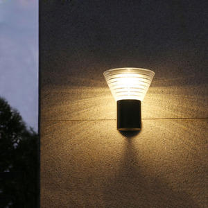 Venta caliente IP65 impermeable LED aleación de aluminio Solar jardín luz para escalera exterior pasillo jardín pared iluminación - Product Image 4