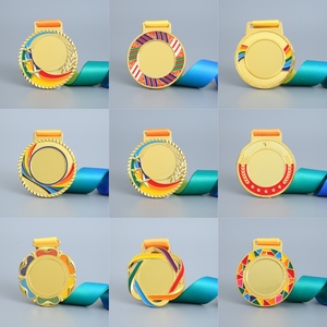 Medallas Deportivas de <span class=keywords><strong>Metal</strong></span> con Logotipo Personalizado, Medallas de Fútbol Personalizadas con Relieve 3D en Esmalte para Premios de Días Deportivos Corporativos - Product Image 3