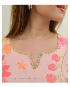 Vestido Maxi indio elegante de Georgette con patrón de cuello intrincado-Vestidos Casuales - Product Image 1