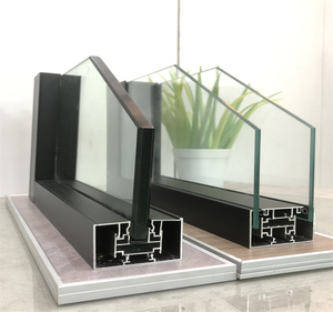 Parete Divisoria in Vetro Singolo da 60mm con Telaio Sottile da 30mm, Design Moderno Ecologico e Durevole per Spazi Commerciali e Uffici - Product Image 6