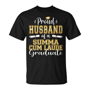 T-shirt pour mari fier d'un diplômé Summa Cum Laude - Product Image 2