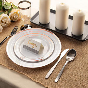 Ensemble de <span class=keywords><strong>vaisselle</strong></span> <span class=keywords><strong>jetable</strong></span> en porcelaine européenne, assiettes en <span class=keywords><strong>plastique</strong></span> pour mariage, 7,5/9/10,25 pouces, <span class=keywords><strong>vaisselle</strong></span> en <span class=keywords><strong>plastique</strong></span> <span class=keywords><strong>dur</strong></span> à dentelle pour fêtes et mariages - Product Image 5