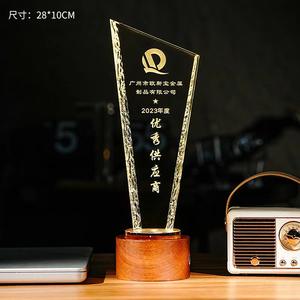 جائزة الكأس الكريستالية الخفيفة led من الخشب الصلب الإبداعي بالجملة - Product Image 6