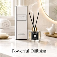 Ensemble diffuseur de parfum en verre dépoli 200 ml Rose poudré et Bleu brumeux, avec bouchon argenté et bâtonnets en fibre noire, Marque privée, Vente en gros