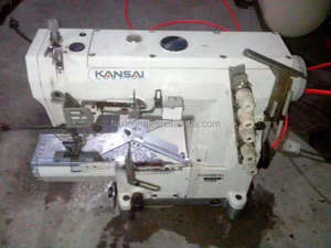เครื่องเย็บผ้าอุตสาหกรรมแบบอินเตอร์ล็อค ยี่ห้อญี่ปุ่น รุ่น Kansai Special 9803 สำหรับเย็บริมผ้าและงานเย็บแบบคัฟเวอร์สติทช์ - Product Image 2