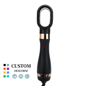 Una herramienta de peinado que combina un secador de pelo, alisador y peine de aire caliente adecuado para secar el cabello y crear peinados - Product Image 1