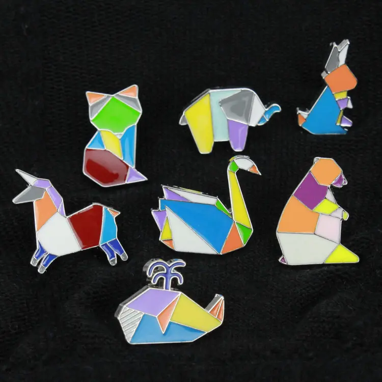 다채로운 선물 무작위 수집 무지개 모자 부드러운 창조적 인 기하학적 조각 패턴 동물 에나멜 핀