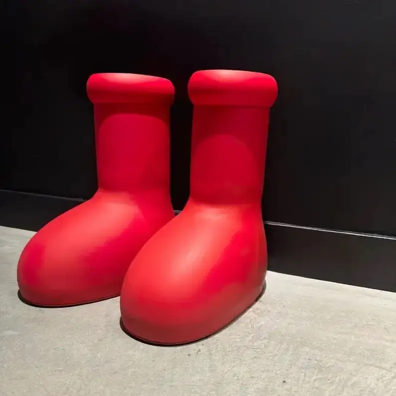 2023 Source Factory astro boy boots moda uomo all'ingrosso impermeabile pioggia EVA scarpe in gomma custom women big red cartoon boots