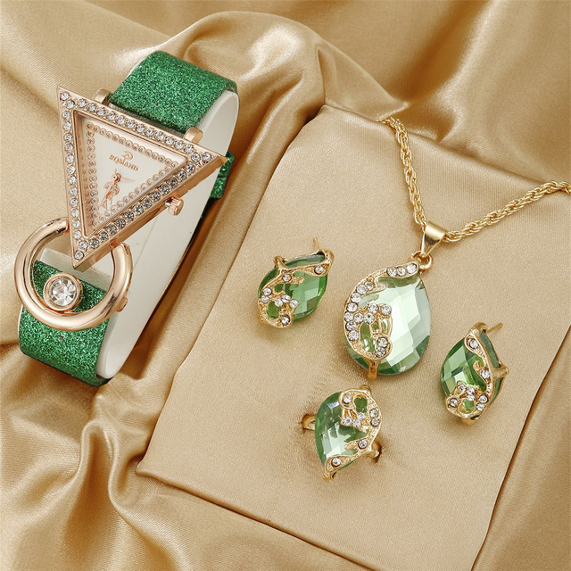 LP44 Women Watches Creative Luxury Triangle Dial Ladies Wristwatch Necklace Earrings Rings Four Piece Set Gifts for Ladies