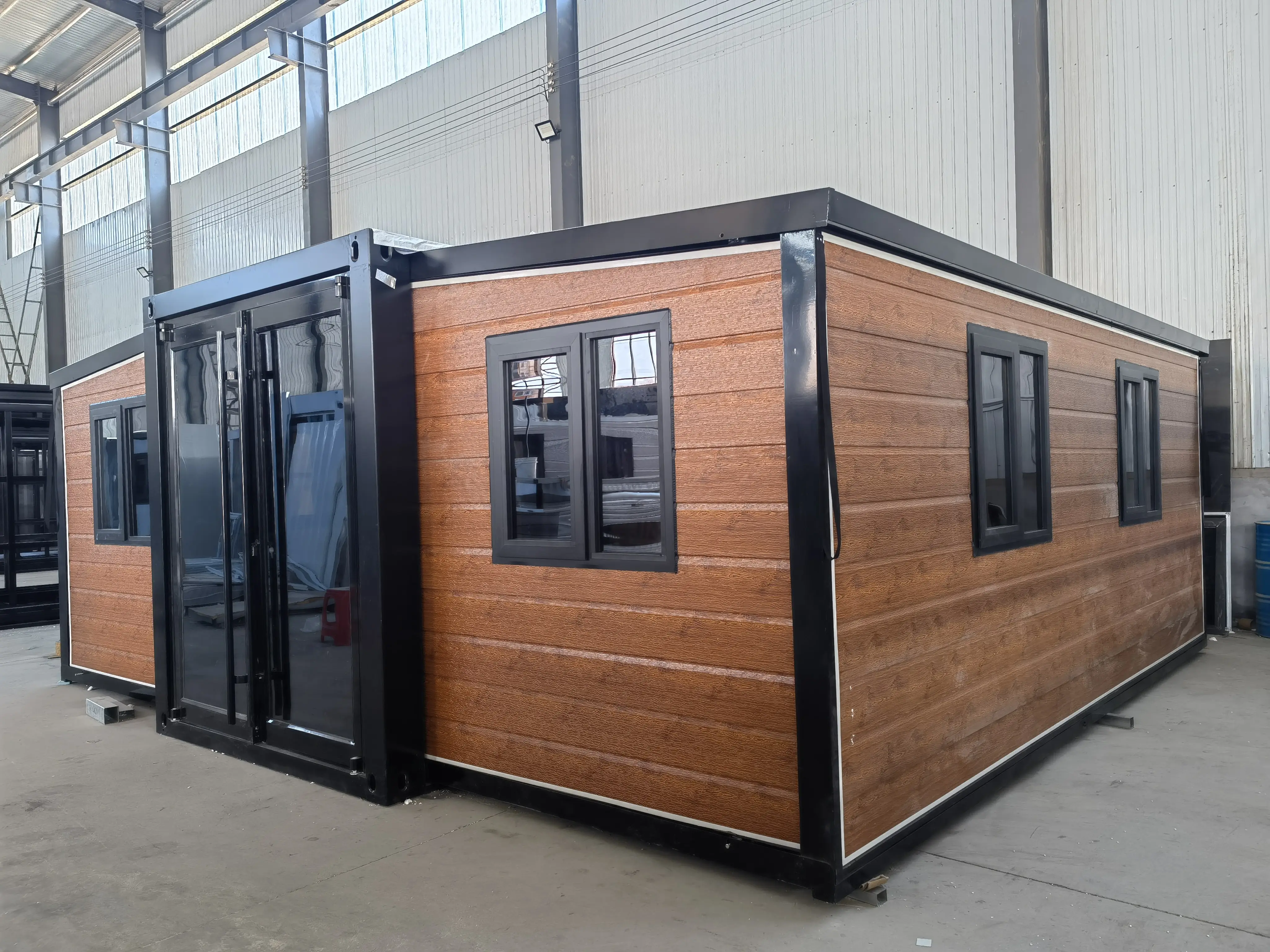 20ft/30ft/40ft Aangepaste Villa Office Hotel Draagbare Geprefabriceerde Uitbreidbare Container Huis Met Volledige Badkamer