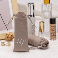 Pochettes en velours imprimées avec logo personnalisé avec long cordon de serrage pour bijoux accessoires montre lunettes boucles d'oreilles emballage sacs-cadeaux