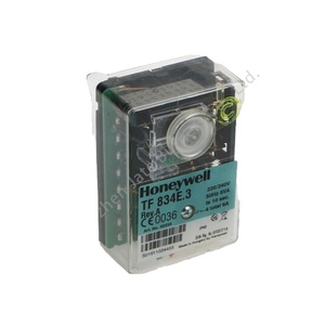 Contrôleur de sécurité pour brûleur à mazout Honeywell Satronic TF834E.3 avec protection contre les sous-tensions et relance automatique - Product Image 1